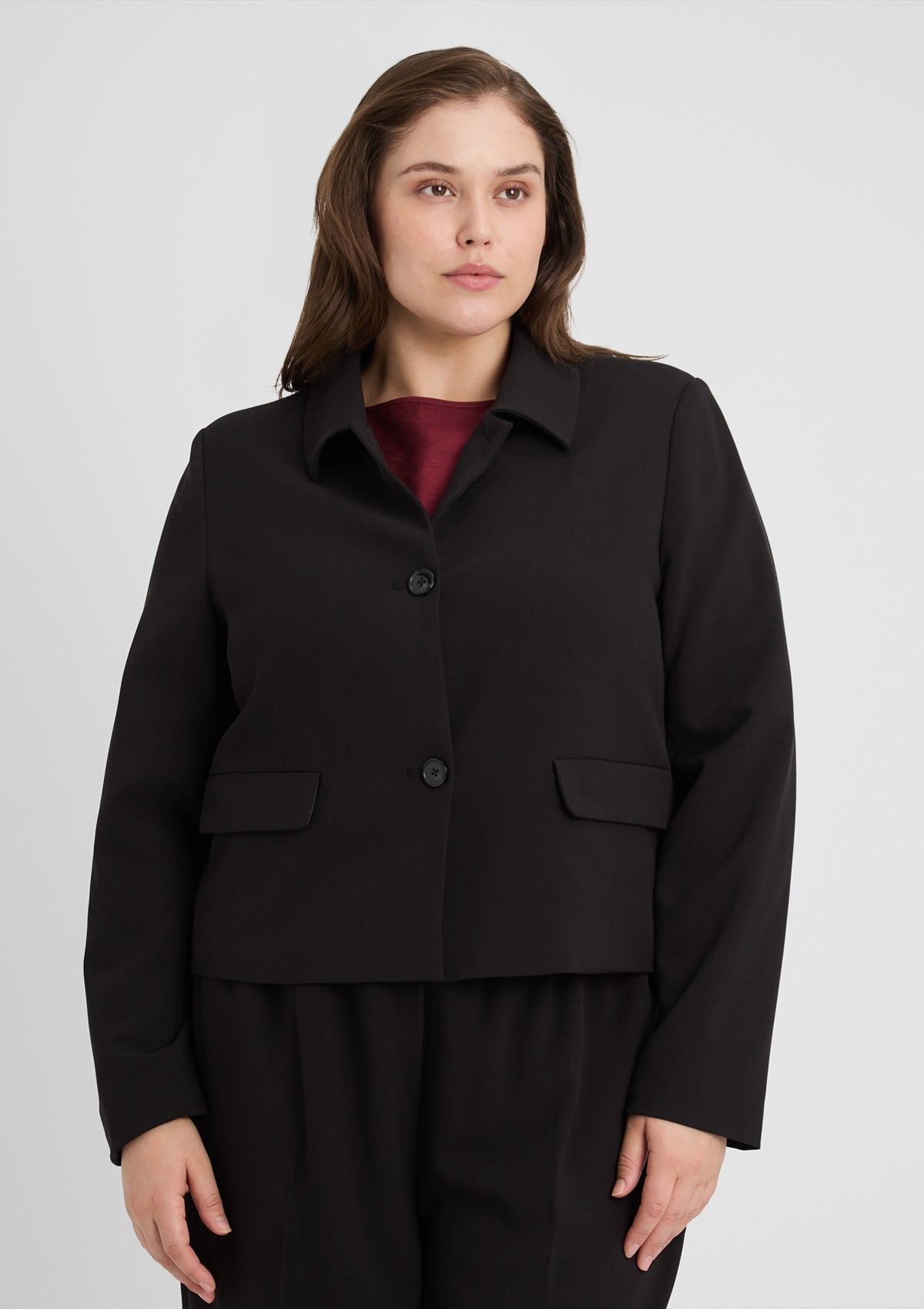 Curvy Jacke 'Betty' in schwarz 46