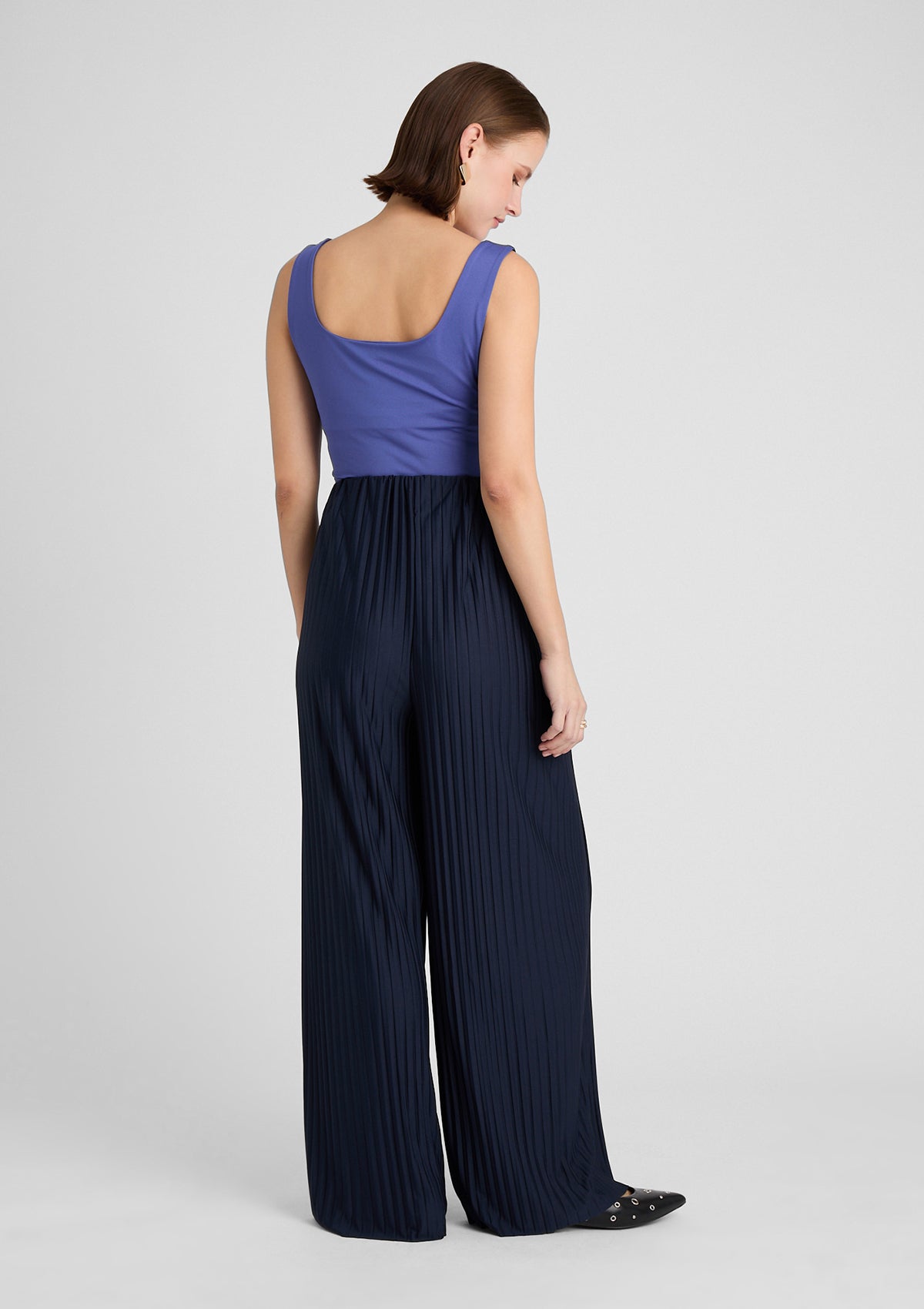 Top 'Pamela' 34