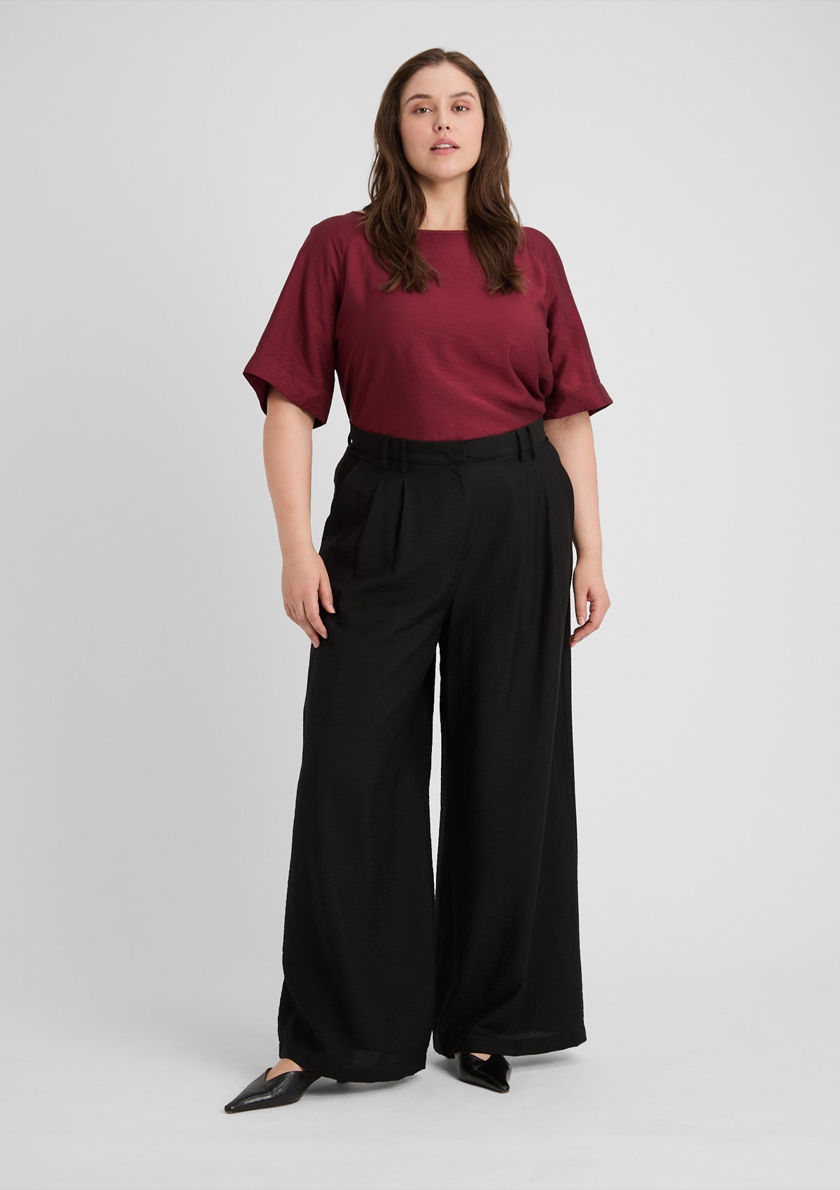 Curvy Hose 'Finja' in schwarz 46