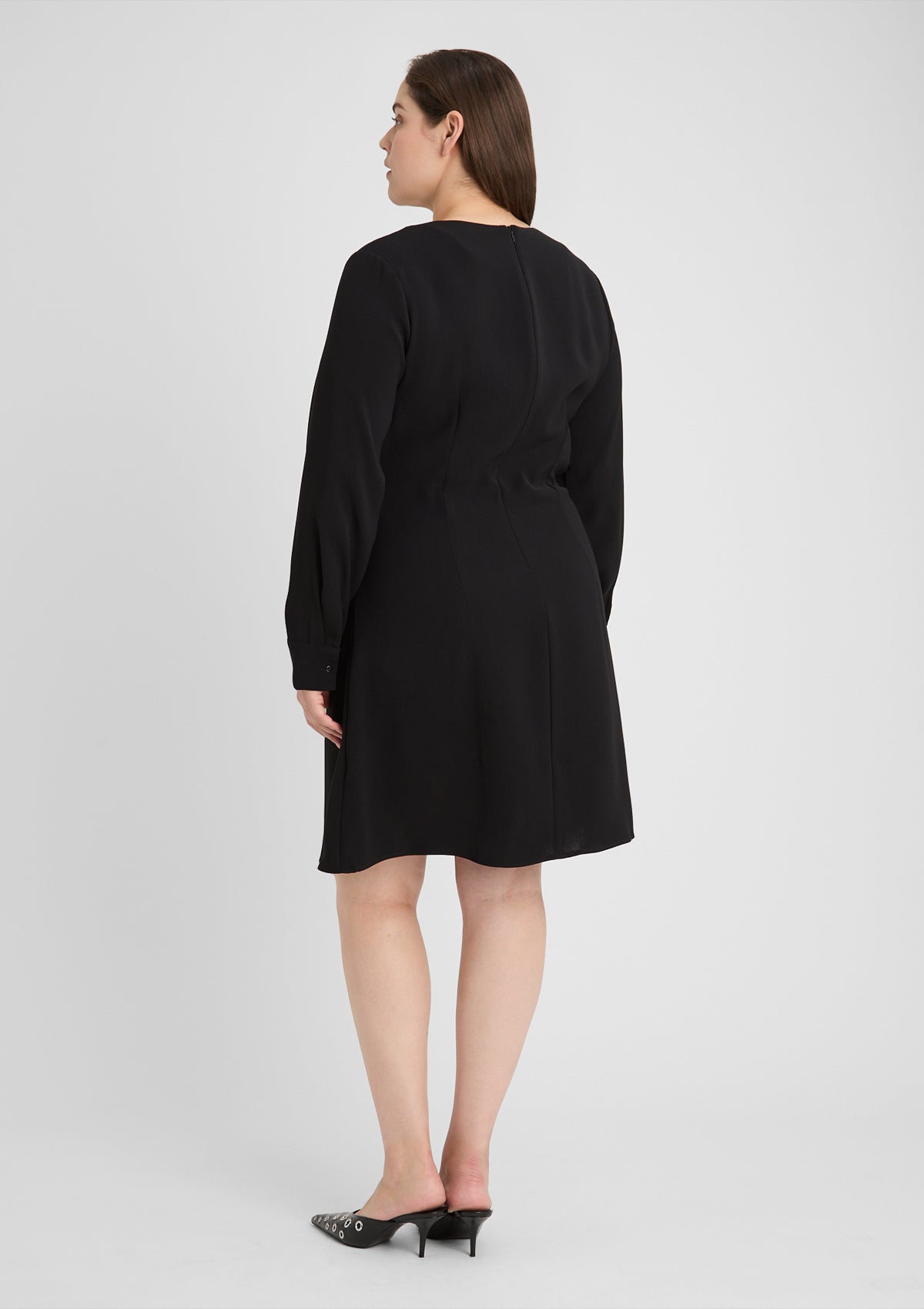 Curvy Kleid 'Karima' in schwarz 46